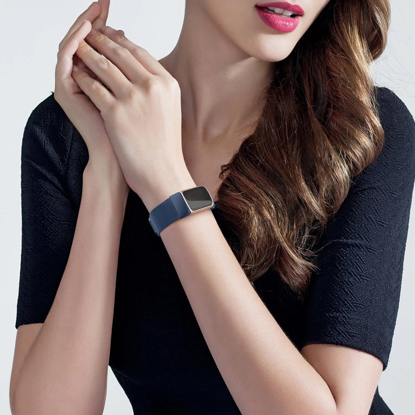 Fitbit Charge 6 Band — Milanese Magnetic